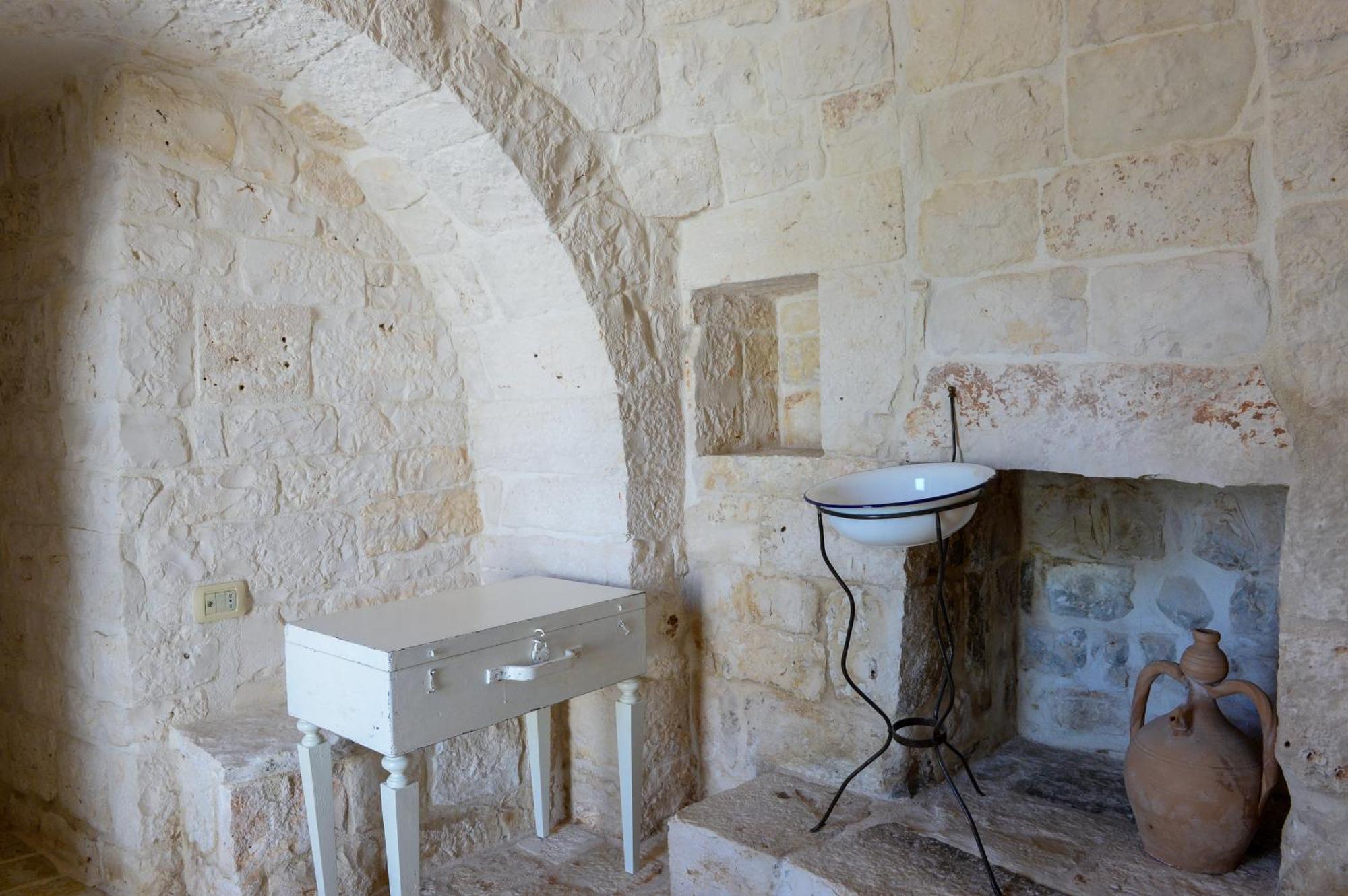 Apartament Trulli Lisanna - Apulian Hideaway With Pool Antonelli Zewnętrze zdjęcie