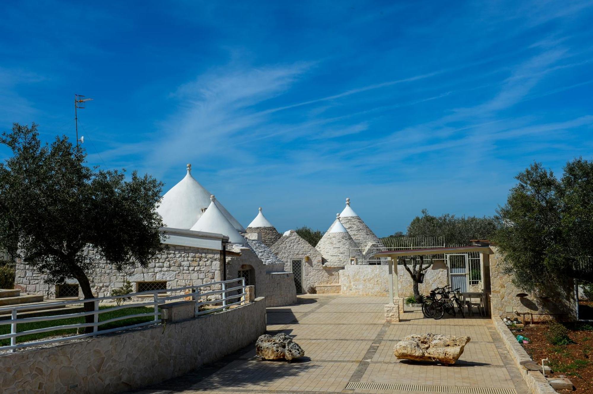 Trulli Lisanna - Exclusive Private Pool And Rooms Up To 10 People Antonelli Zewnętrze zdjęcie