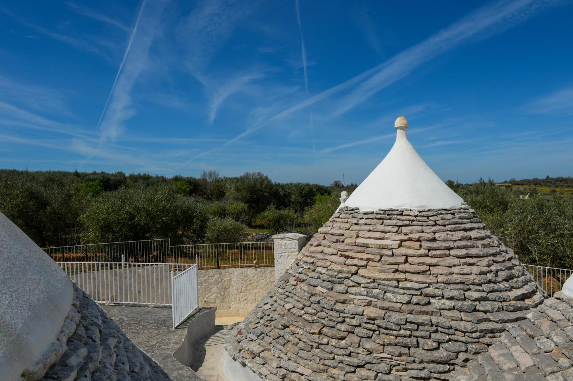 Trulli Lisanna - Exclusive Private Pool And Rooms Up To 10 People Antonelli Zewnętrze zdjęcie